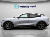 Second-hand Ford Mustang Mach-E Standard Range 194 kW (265 CP) 2024 Argintiu SUV
