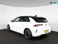 Second-hand Vauxhall Astra Ultimate 114 kW (156 CP) 2024 Alb Hatchback