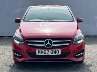 Used Mercedes B180 Executive 122 HP (89 kW) 2017 Red MPV