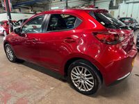 Begagnad Mazda 2 Inclusive 2020 Röd Halvkombi
