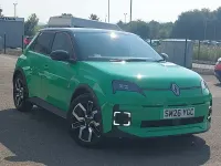 New Renault R5 Komfort 110 kW (150 HP) 2026 Green Hatchback