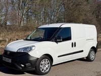 Used Fiat Doblò 90 HP (66 kW) 2016 White MPV