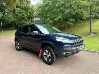 Used Jeep Cherokee Trailhawk 270 HP (198 kW) 2019 Blue SUV