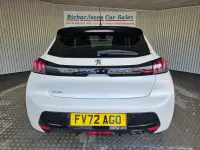 Used Peugeot 208 Allure+ 130 HP (95 kW) 2022 White Hatchback
