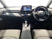 Usado Toyota C-HR 122 CV (89 kW) 2023 Púrpura SUV