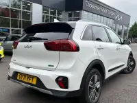 Used Kia Niro 141 HP (103 kW) 2022 White SUV