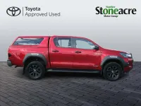 Used Toyota HiLux 201 HP (147 kW) 2023 Red Pickup