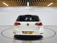 Used VW Golf VII SE 125 HP (91 kW) 2017 White Hatchback