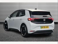 Used VW ID.3 Pro 147 kW (200 HP) 2025 White Hatchback