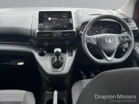 Used Vauxhall Combo S 110 HP (80 kW) 2019 Red MPV
