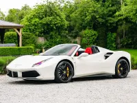 Used Ferrari 488 670 HP (492 kW) 2018 White Cabriolet