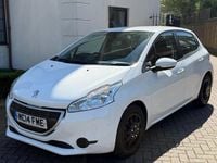 Used Peugeot 208 Access 82 HP (60 kW) 2013 White Hatchback