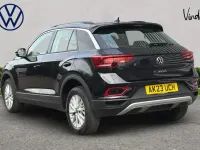 Used VW T-Roc Life 150 HP (110 kW) 2023 Black SUV