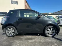 Used Toyota iQ 68 HP (50 kW) 2011 Black Hatchback