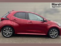 Used Toyota Yaris Hybrid 113 HP (83 kW) 2021 Red Hatchback