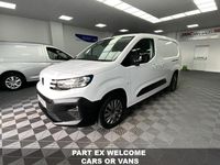 Used Peugeot Partner S 100 HP (73 kW) 2024 White MPV