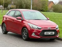 Used Hyundai i20 SE 2017 Red Hatchback