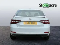 Used Skoda Superb SportLine 220 HP (161 kW) 2018 White Hatchback