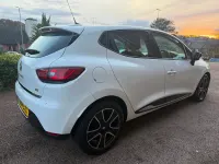 Used Renault Clio IV Dynamique 90 HP (66 kW) 2014 White Hatchback