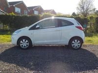 Usado Ford Ka 69 HP (50 kW) 2013 Branco Citadino