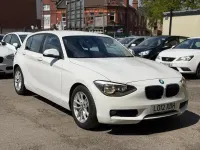 Begagnad BMW 116 Efficient Dynamics 2012 Vit Halvkombi