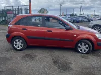 Used Kia Rio 97 HP (71 kW) 2006 Red Hatchback