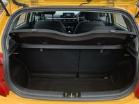Used Kia Picanto 67 HP (49 kW) 2023 Yellow Hatchback