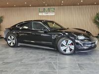 Usado Porsche Taycan Performance Package 389 kW (530 HP) 2020 Preto Sedan