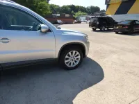 Used VW Tiguan SE 170 HP (125 kW) 2009 Silver SUV