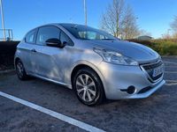 Used Peugeot 208 Access 67 HP (49 kW) 2014 Silver Hatchback