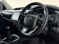 Used Toyota HiLux 204 HP (150 kW) 2023 White Pickup