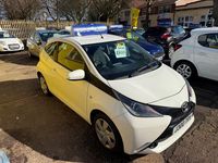 Used Toyota Aygo X-play 69 HP (50 kW) 2016 White Hatchback
