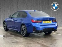 Begagnad BMW 330e M Sport 2025 Blå Sedan