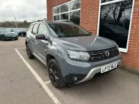 Usado Dacia Duster Extreme 2023 Gris SUV