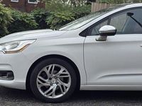 Used Citroën C4 SELECTION 2013 White Hatchback