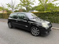 Used Renault Clio 182 HP (133 kW) 2004 Black Hatchback