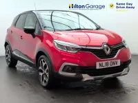 Used Renault Captur Signature 90 HP (66 kW) 2018 Red and black SUV