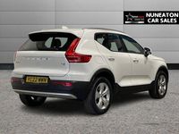 Used Volvo XC40 Momentum 163 HP (119 kW) 2022 White SUV