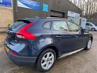 Usado Volvo V40 SE 2014 Azul Citadino