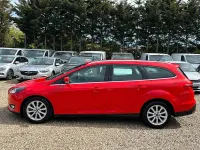 Used Ford Focus Titanium 125 HP (91 kW) 2015 Red Estate