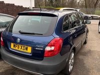 Used Skoda Fabia 105 HP (77 kW) 2011 Blue Estate