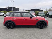 Used Mini Cooper Classic 134 HP (98 kW) 2022 Red Hatchback