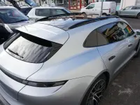 Begagnad Porsche Taycan 389 kW (530 HK) 2024 Silver Kombi