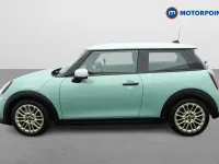 Usado Mini Cooper Exclusive 2024 Verde Utilitario