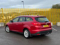 Used Ford Focus Titanium 150 HP (110 kW) 2015 Red Estate