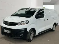 Used Vauxhall Vivaro S 150 HP (110 kW) 2020 White MPV