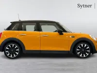 Used Mini Cooper D Hatch 114 HP (83 kW) 2017 Orange Hatchback