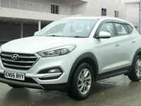 Used Hyundai Tucson SE 132 HP (97 kW) 2016 Silver SUV
