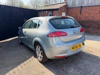 Begagnad Seat Leon Reference 90 HK (66 kW) 2006 Grå Halvkombi