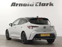 Używany Toyota Corolla Sport 122 KM (89 kW) 2020 Biały Hatchback